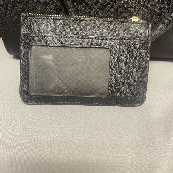 Black Michael Kors purse & key wallet - Picture 2 of 4
